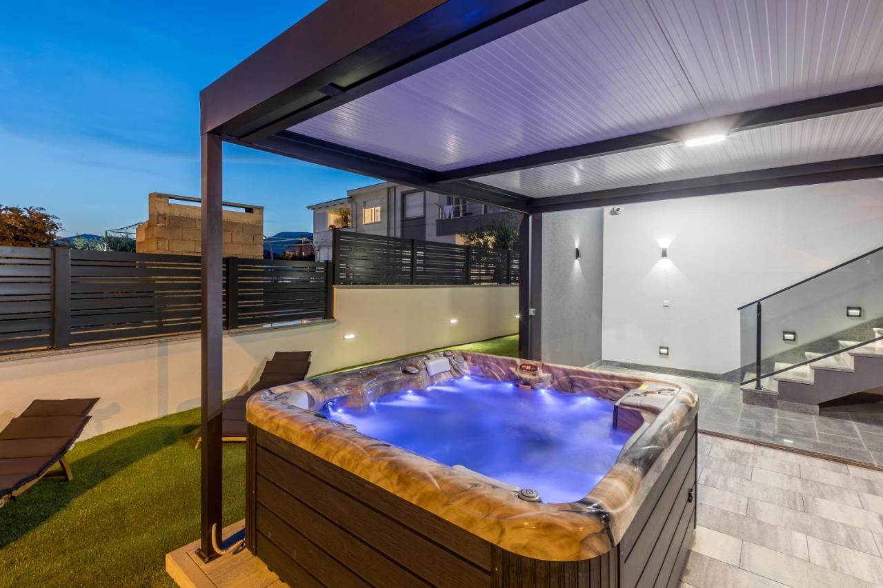 Luxury Apartments Katarina Kaštela Zewnętrze zdjęcie